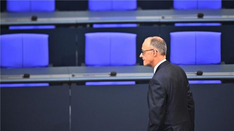 Friedrich Merz scheitert im ersten Wahlgang: Reaktionen von Spott bis Sorge Friedrich Merz scheitert im ersten Wahlgang: Reaktionen von Spott bis Sorge